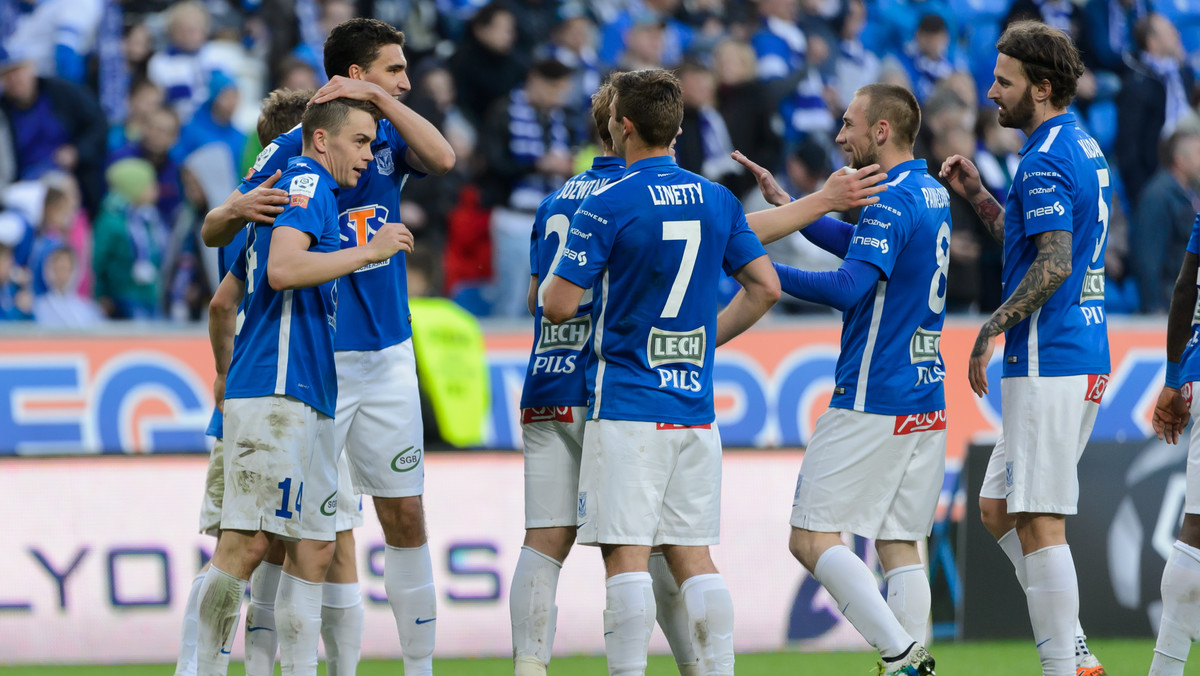 Lech Poznań nie jest już mistrzem kraju. Broniąca tytułu ekipa z Wielkopolski zakończyła bieżący sezon Ekstraklasy pokonując 3:0 (1:0) Ruch Chorzów. Był to ostatni mecz w barwach Lecha dla Krzysztofa Kotorowskiego, którego w piękny sposób pożegnała zdolna poznańska młodzież.