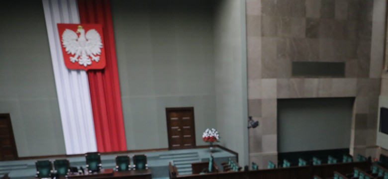 "W Nowoczesnej pęknięcie ideologiczne, w PO powiększa się grono wątpiących" [OPINIA]