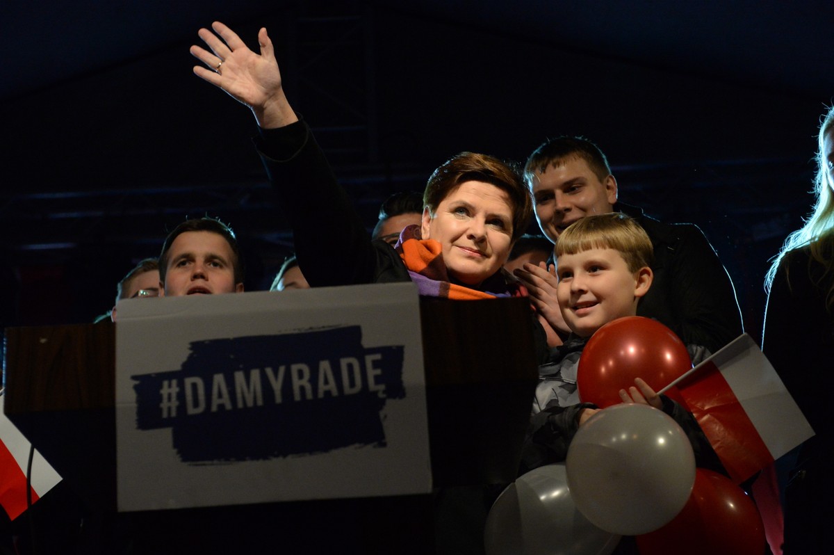 Beata Szydło na finiszu kampanii parlamentarnej