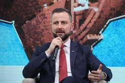 Uzbrojenie dla Polski. Kosiniak-Kamysz: Czekamy na finalną ofertę ws. śmigłowców Apache i rakiet