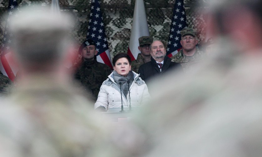 Beata Szydło i Antoni Macierewicz powitali żołnierzy USA 