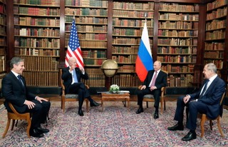 W Genewie rozpoczęły się rozmowy Biden-Putin w poszerzonym składzie