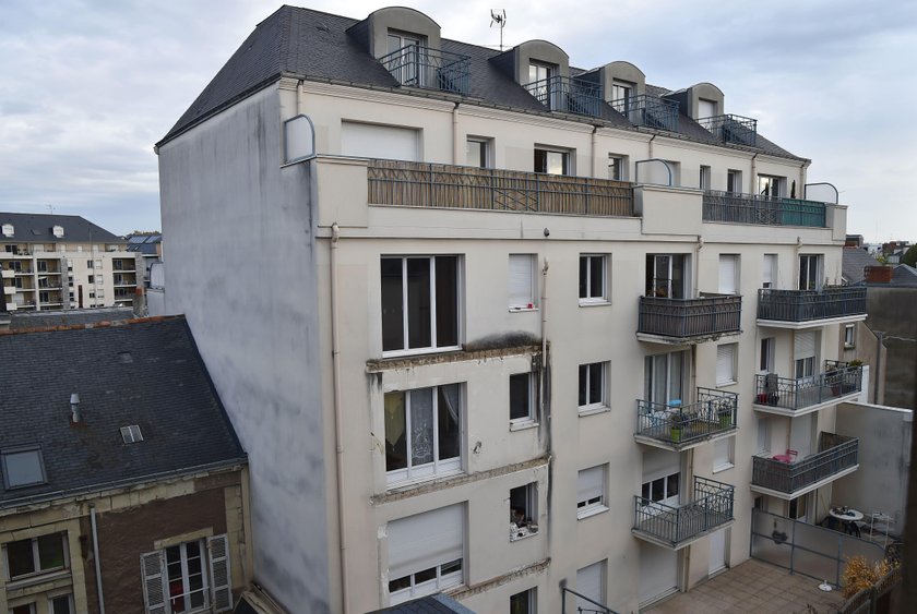 Francja. Pod studentami zarwał się balkon