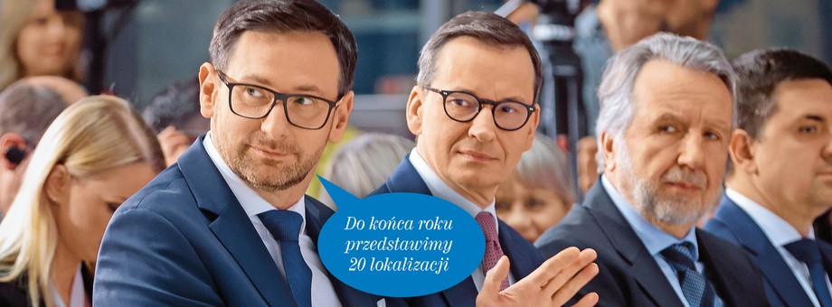 Od lewej: Daniel Obajtek, Mateusz Morawiecki, Michał Sołowow.