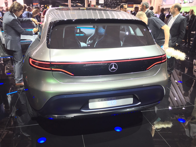 Mercedes Generation EQ – Paryż 2016