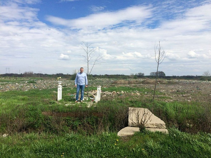 Tijanin otac, Igor Jurić, na mestu gde je pronađeno njeno telo 