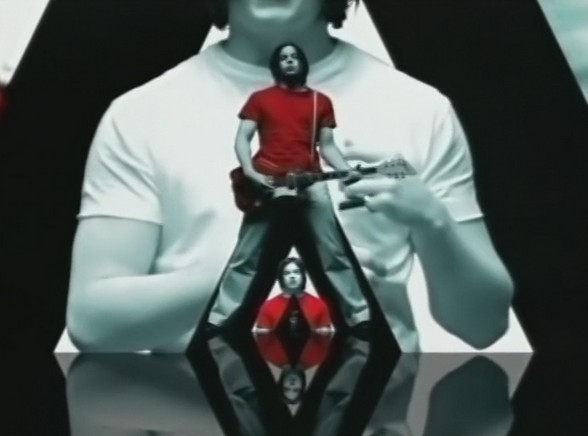 The White Stripes "Seven Nation Army"