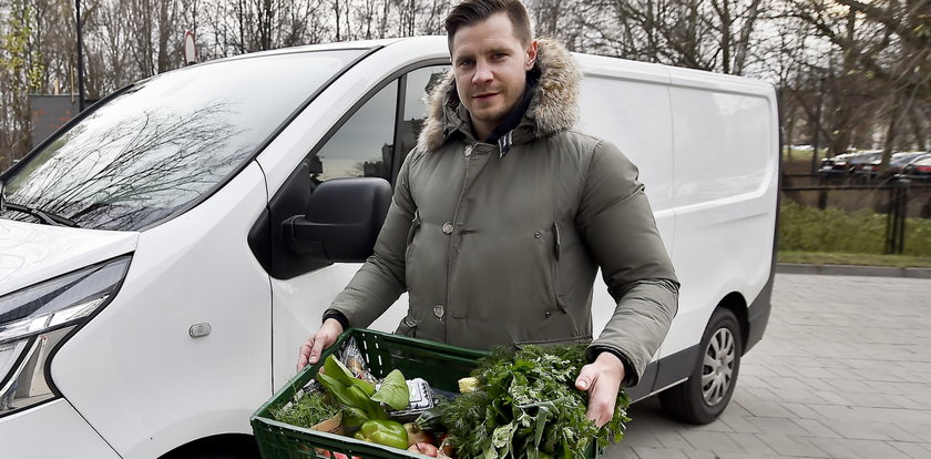 Tomasz Hołota mógłby grać jeszcze w piłkę, ale wybrał inną profesję. Kadrowicz Nawałki rozwozi warzywa