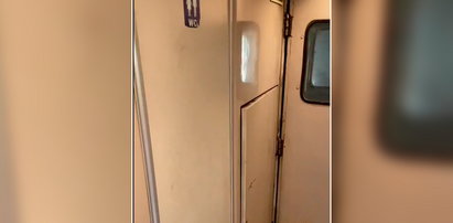 Zajrzała do WC w egipskim pociągu. Zaskoczeni?