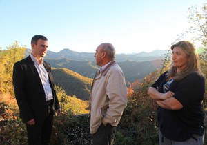 400735_trstenik04-miroslav-aleksic-levo-i-danica-batocanin-desno-u-poseti-rudniku-nikla-u-kavadarcima