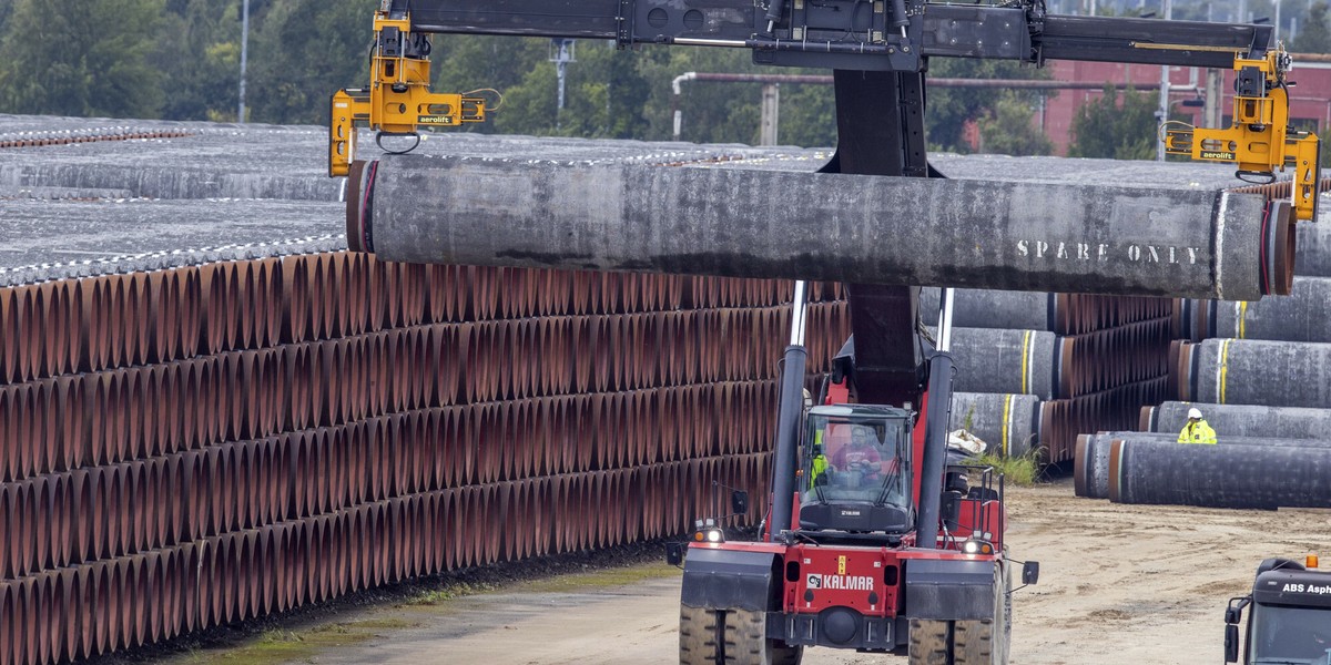 Brukselska wywiadownia zwraca uwagę, że prezydent USA Joe Biden skapitulował w sprawie Nord Stream 2.