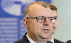 Ujazdowski: Odpowiedzialność za kryzys spoczywa na Jarosławie Kaczyńskim