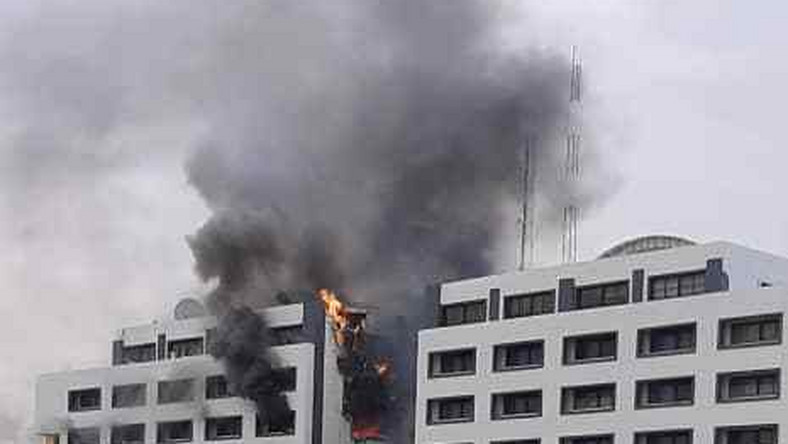 Nigeria's Accountant General Office on fire (Tribune) 