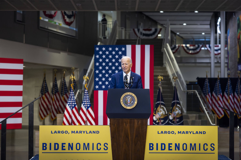 Joe Biden promujący "bidenomics" w stanie Maryland