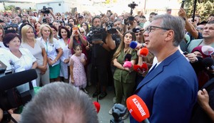 Aleksandar Vučić, u okviru posete Raškom okrugu, obilazi završne radove na dogradnji Kliničkog centra u Novom Pazaru