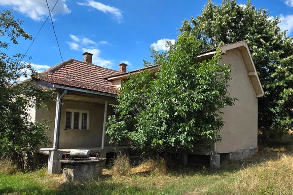 Suzaninu kuću svi žele da kupe zbog cene: Za male pare dobijate i hektare zemlje, prodavnica je odmah pored, a nalazi se u selu koje je poznato mnogim Srbima zbog domaće serije