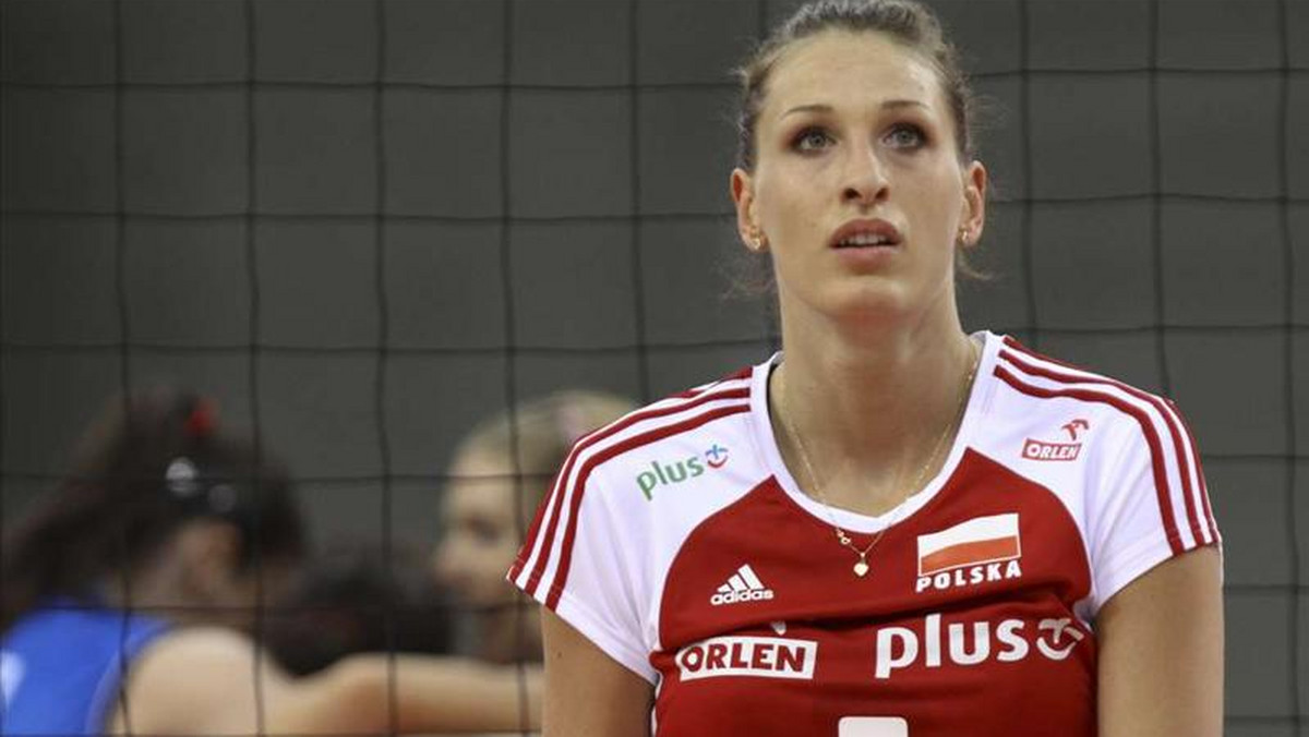 Jedna z gwiazd siatkarskiej reprezentacji Polski, Berenika Tomsia, znana wcześniej pod nazwiskiem Okuniewska, przechodzi rehabilitację i w sierpniu będzie gotowa do gry - czytamy w "Przeglądzie Sportowym".