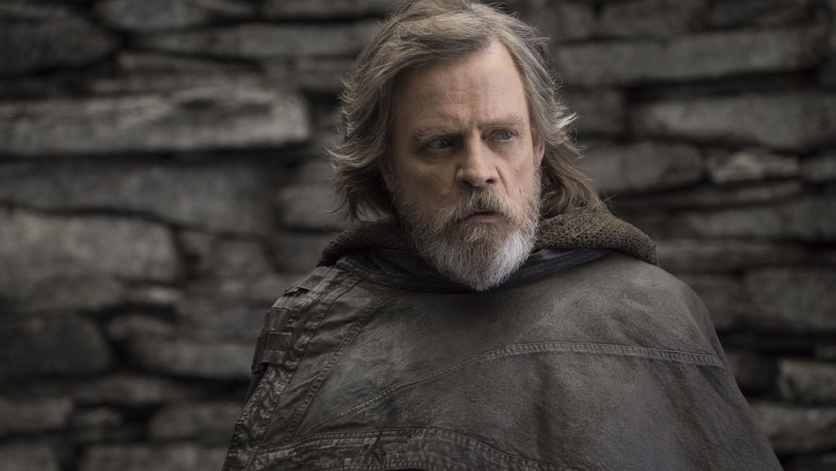 Mimo że Luke Skywalker pożegnał się z życiem pod koniec ostatniego filmu z serii "Gwiezdne wojny", powróci w nowej odsłonie cyklu. Mark Hamill zdradził, w jaki sposób się to stanie.