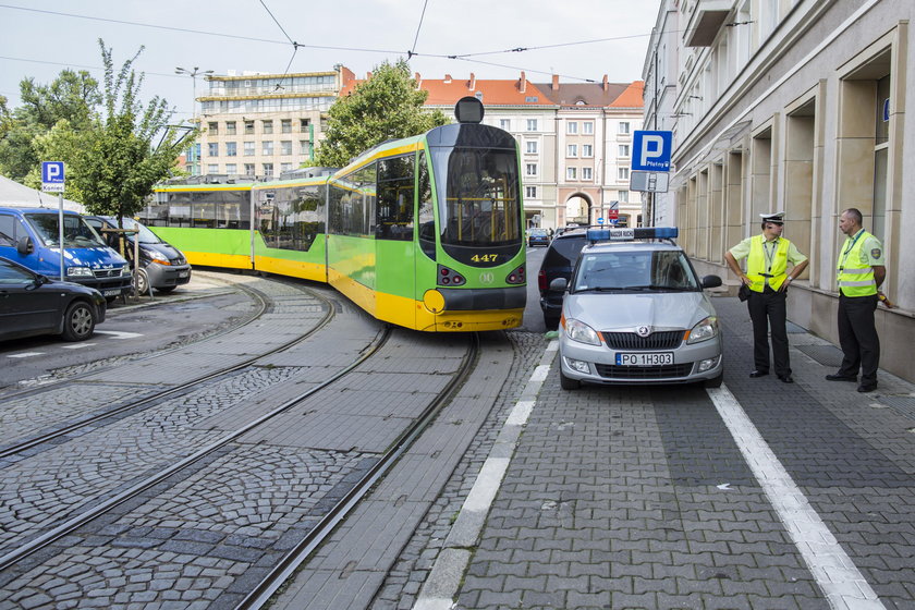 Zabrali miejsca parkingowe