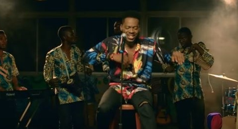 Adekunle Gold - Ariwo ko