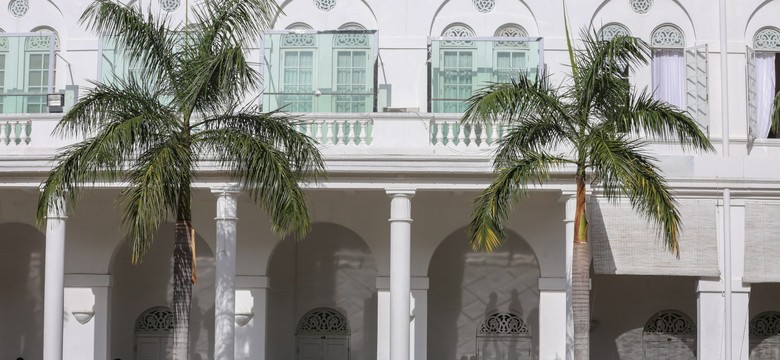 Na lotnisku w Male wylądował uciekający z kraju prezydent Sri Lanki