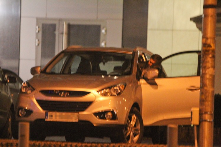 Wicepremier Janusz Piechociński wsiada do nowego auta