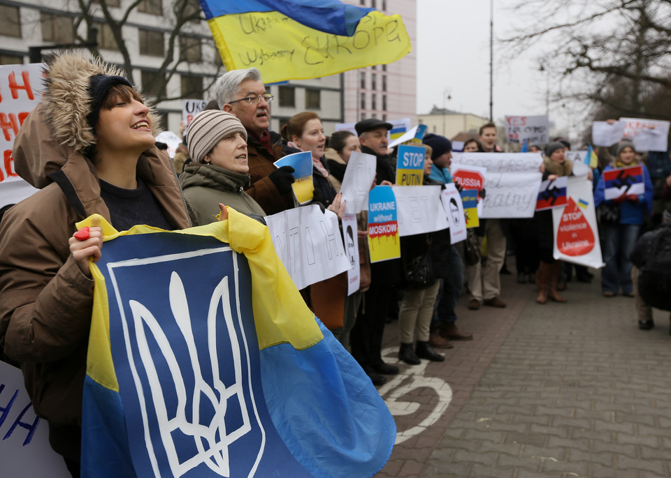 Demonstracja przed ambasadą Rosji w Warszawie