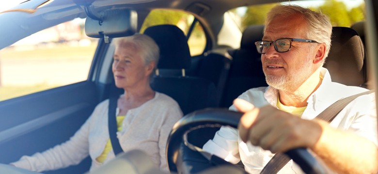 Seniorzy stracą prawo jazdy w 2025? Jest decyzja, to salomonowe rozwiązanie