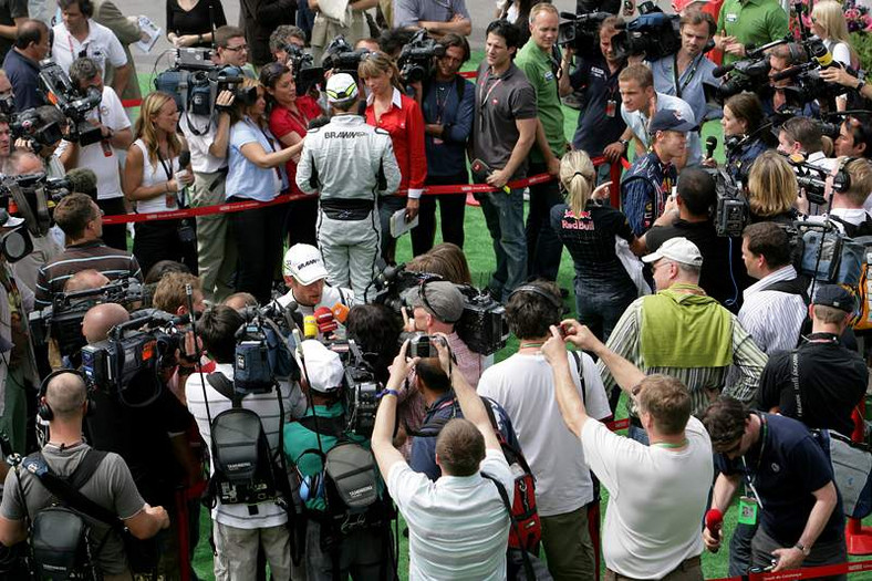 Grand Prix Hiszpanii 2009: niedościgniony Button, słaby Kubica (fotogaleria)