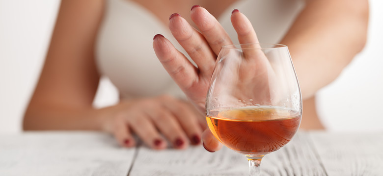 7 powodów, dla których warto odstawić alkohol. Organizm ci za to podziękuje