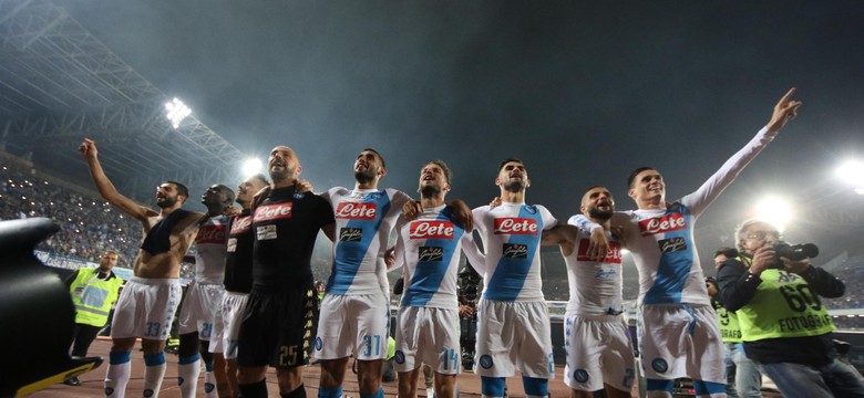 Liga włoska: Milik z ławki ogłądał efektowną wygraną Napoli. Szczęsny puścił trzy gole [WIDEO]