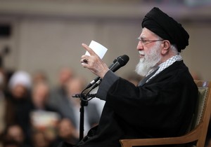 Ajatolah Ali Hamnei u Teheranu 3. januara