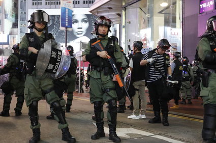 To nie koniec protestów w Hongkongu. Starcia policji z demonstrantami