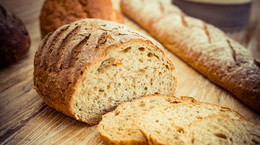 Biblijny chleb Ezechiela to najzdrowszy chleb na świecie. Ludzie za nim szaleją