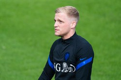Pierwszy transfer Lamparda. Donny van de Beek wypożyczony z MU