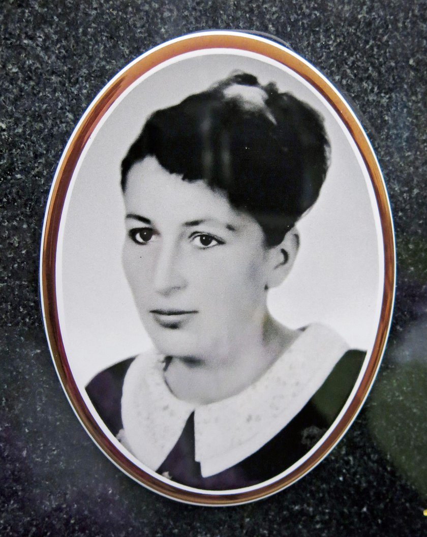 Krystyna A. (†41 l.) 