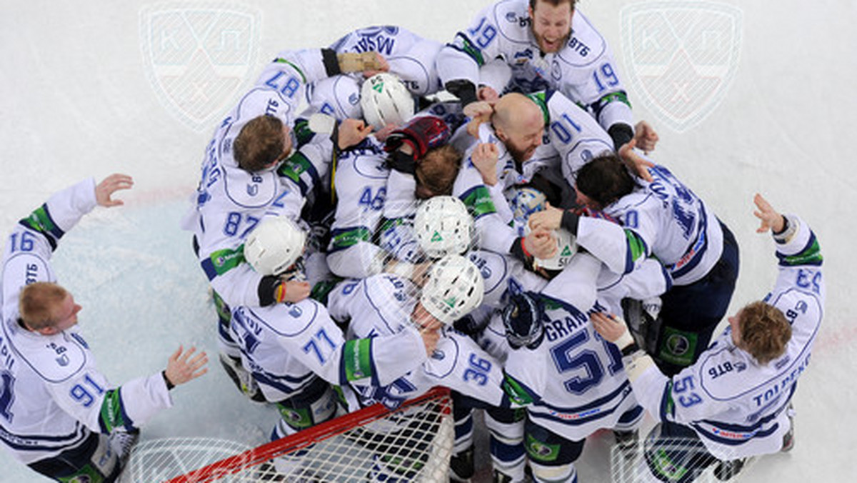 Najlepszym zespołem Kontynentalnej Ligi Hokejowej (KHL) został zespół Dynamo Moskwa pokonując w finałowy pojedynku o Puchar Gagarina drużynę Avangard Omsk.