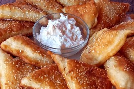 BRZI UŠTIPCI SA SUSAMOM: Prave se od sastojaka koje uvek imate u kuhinji i ne zna se da li su bolji topli ili hladni