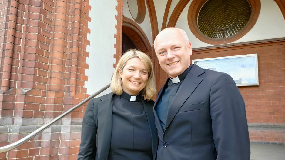 Izabela i Sławomir Sikora - księża z parafii Św. Trójcy w Szczecinie