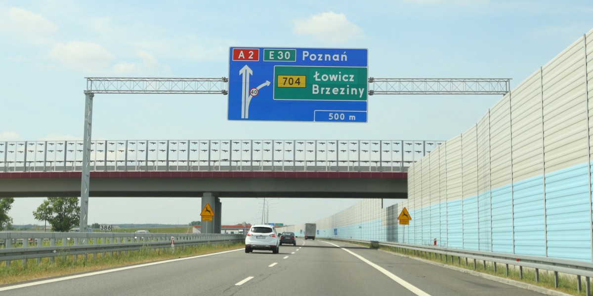 Ustawa znosząca opłaty na autostradach ma wejść w życie z dniem 1 lipca 2023 r.