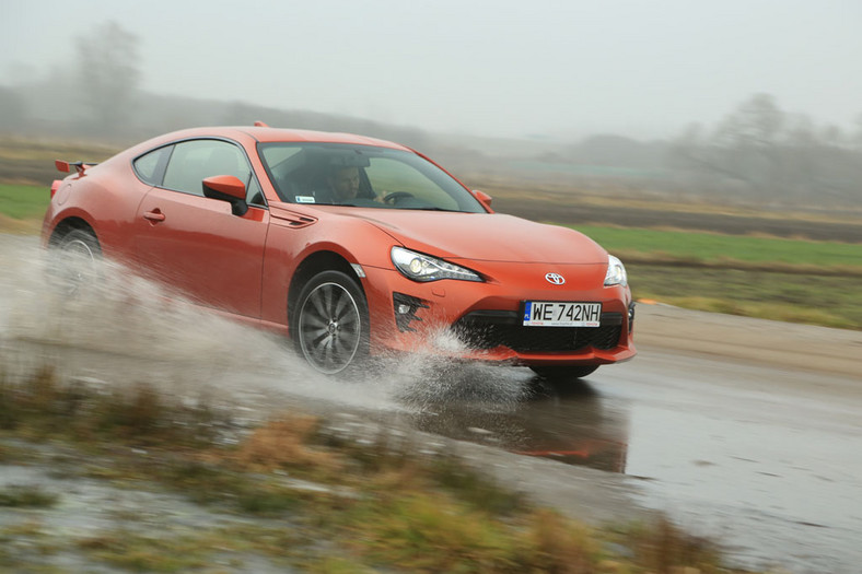 Toyota GT86 - idealna do jazdy bokiem