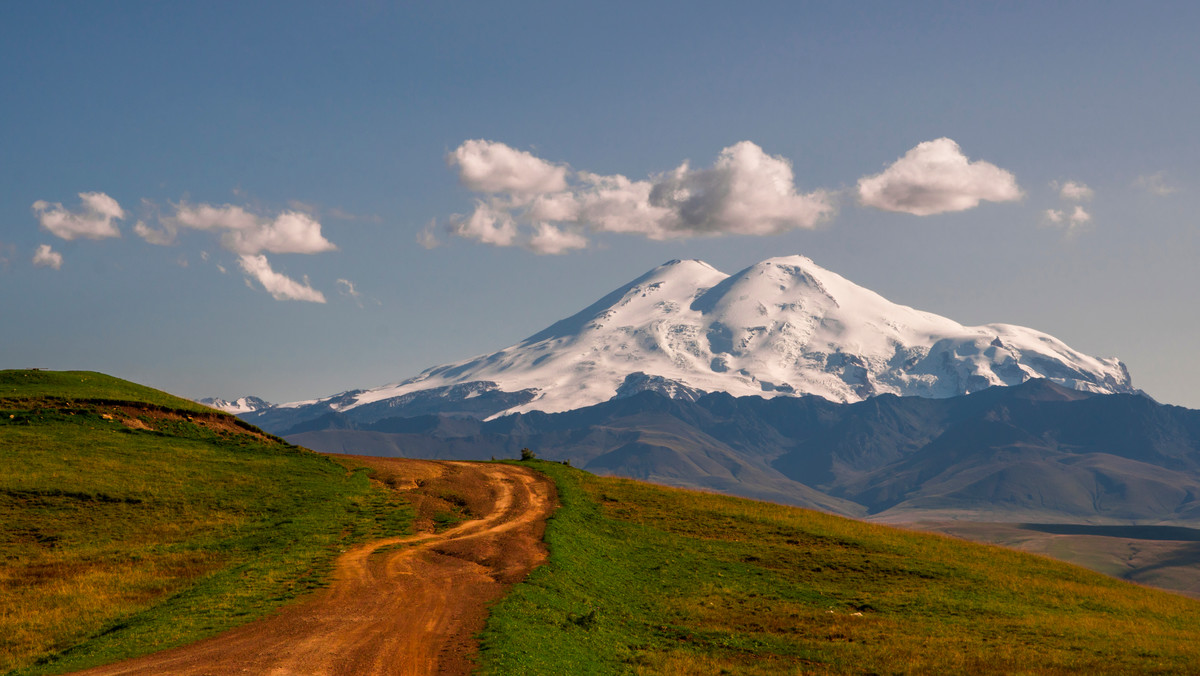 Rosja: na Elbrusie zginęło pięciu alpinistów