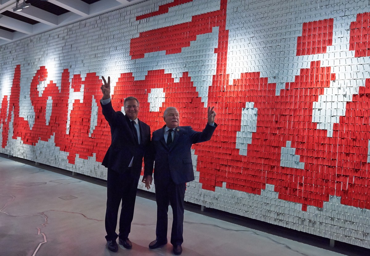 Bronisław Komorowski i Lech Wałęsa