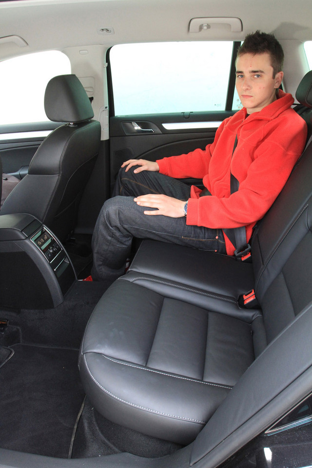 Skoda Superb II Combi: limuzyna dla amatorów komfortowej przestrzeni