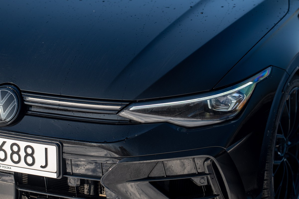 Volkswagen Golf R Black Edition