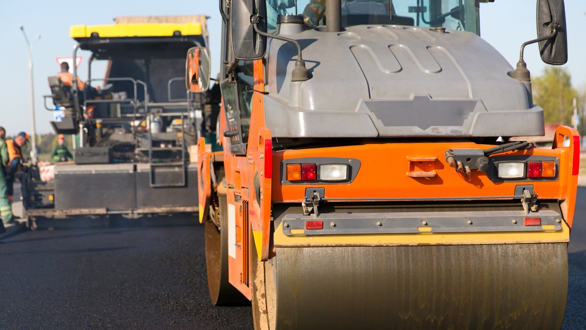 Jutro wieczorem na 4-kilometrowym odcinku autostrady A4 Katowice-Kraków, między węzłami Rudno i Chrzanów, rozpocznie się remont nawierzchni. W sumie w tym roku firma zarządzająca drogą zamierza wymienić nawierzchnię na odcinkach o łącznej długości 36 km.