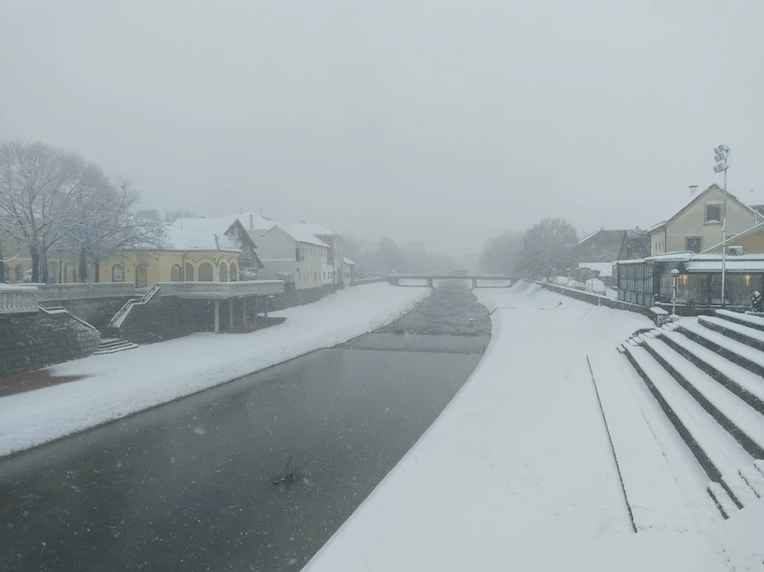 Visina snežnog pokrivača u Valjevu je 25 centimetara