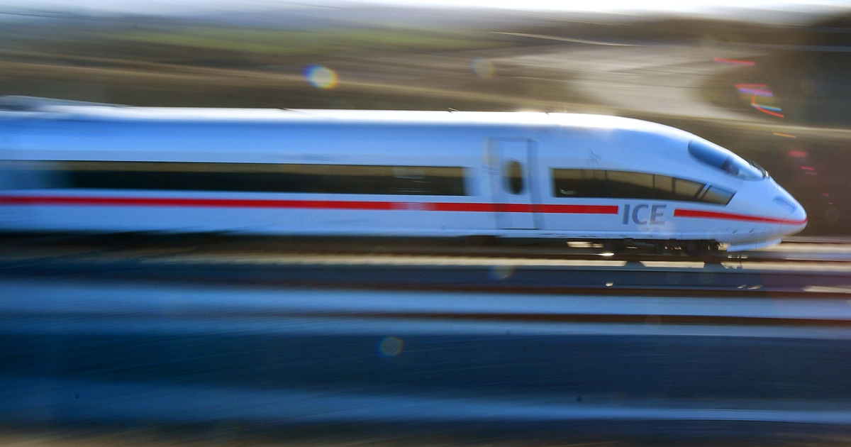 ICE-Angriff in Niederbayern: 4 Verletzte bei Attacke