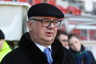 Profesor wśród menedżerów