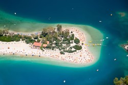 Koszty wakacji: ile Polacy wydają na podróże do Turcji, Grecji i Egiptu?